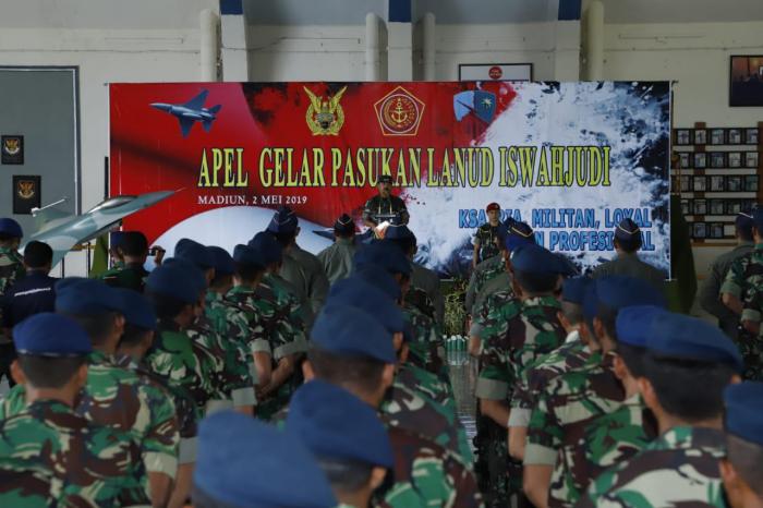 Panglima TNI Tatap Muka Dengan Prajurit TNI AU �Sayap Tanah Air�