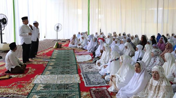 Pemkab Sergai Gelar Shalat Tasbih