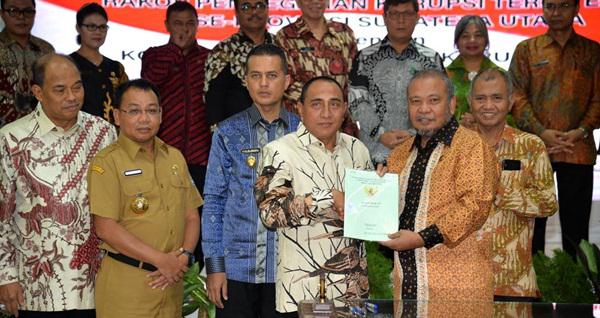 Gubernur dan 8 Kepala Daerah Baru di Sumut Komitmen Cegah Korupsi