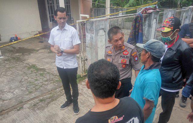 Tragis, Suami Tega Bacok Istri hingga Tewas