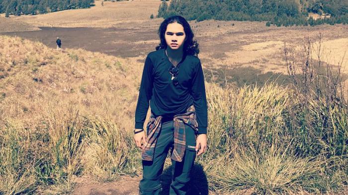 Putra Bungsu Ahmad Dhani dan Maia Estianty Bagikan Potret Mesra kedua Orang Tuanya