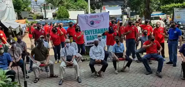 Kharisma AU 98 Bagikan 1.998 Paket Sembako dan Masker Kepada Warga Terdampak Wabah Corona