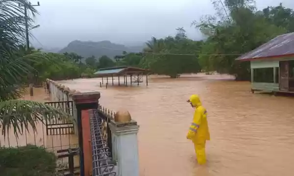 Air Sungai Krueng Kalabanjir Meluap, Areal Persawahan Kena Imbasnya