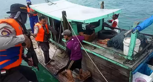 Sat Pol Airud Polres Sergai Amankan Pukat Tarik dan 3 Alat Tangkap di Perairan Teluk Mengkudu