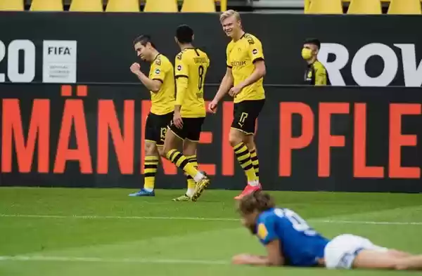 Pertandingan Dortmund vs Schalke 04 Tanpa Penonton