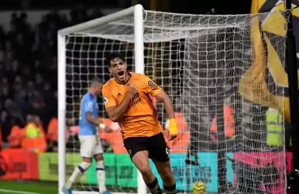 Tim-Tim Papan Atas Eropa Rebutan  Raul Jimenez