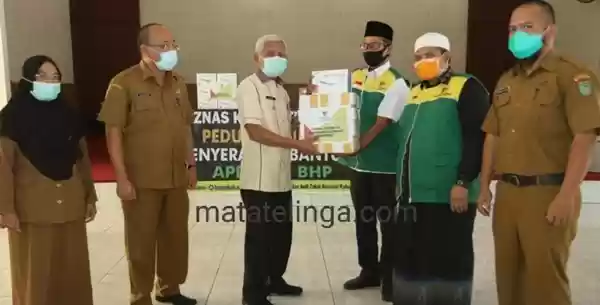Baznas Beri Bantuan APD Kepada TGT PP Covid 19 Asahan