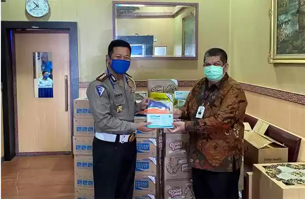 Bank Sumut Peduli Dengan Petugas OPS Ketupat Toba