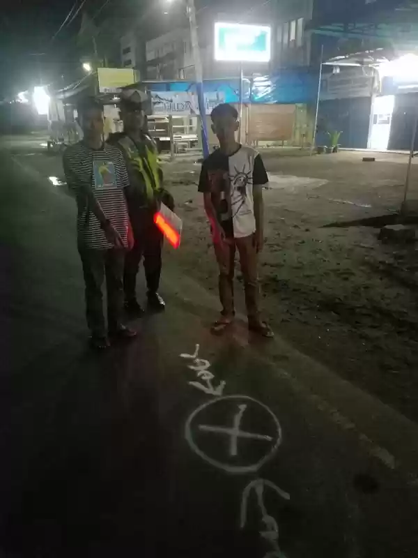 Malam Jelang Idul Fitri, Dua Sepeda Motor Bertabrakan. Satu Meninggal dan Dua Luka-Luka
