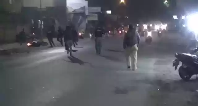 Puluhan Porsenil Polsek Medan Labuhan Bubarkan Secara Paksa Dua Geng Motor Tawuran