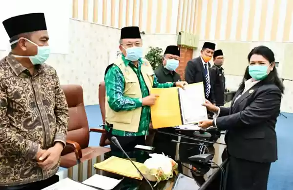 Bupati Sergai Ir. H. Soekirman, Menghadiri Rapat Paripurna DPRD Sergai