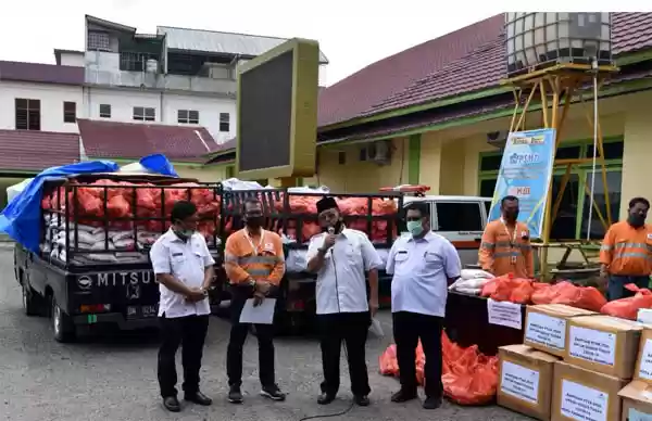 Martabe Bantu Alkes Dan 500 Paket Sembako Ke Gugus Tugas Kota Padangsidimpuan