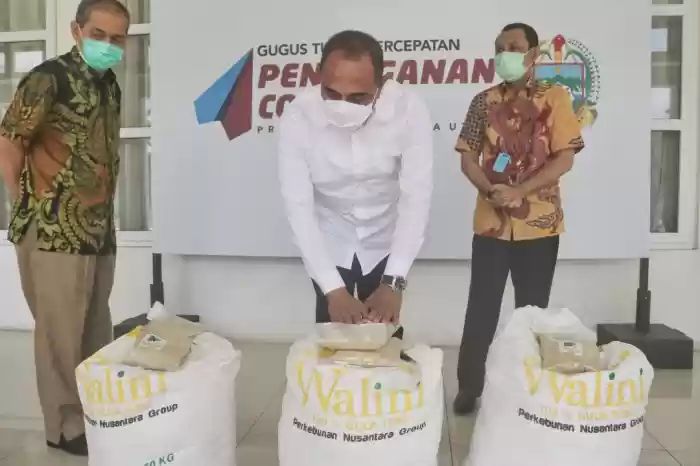 Gubernur Terima Bantuan  10 Ton Gula Pasir dari PTPN II