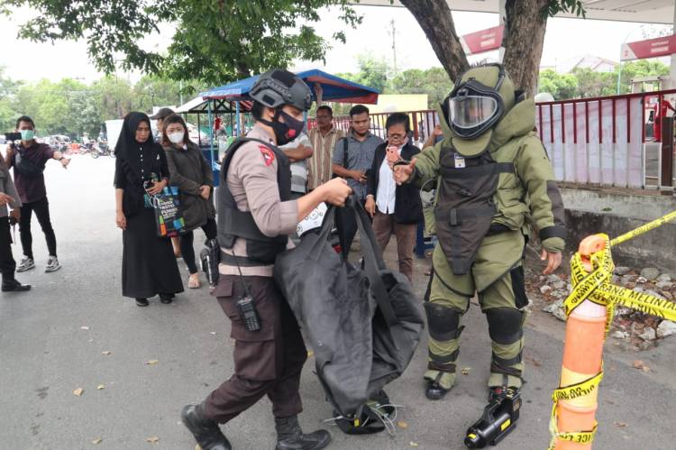 Geger Penemuan Benda Diduga &ldquo;BOM&rdquo;, Brimob Polda Sumut Lakukan Pengamanan