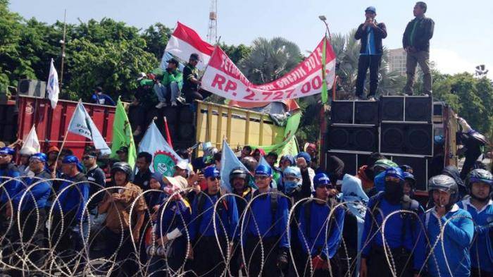 Turun Kejalan, Hari Ini, Puluhan Ribu Buruh Akan Lakukan Aksi May Day