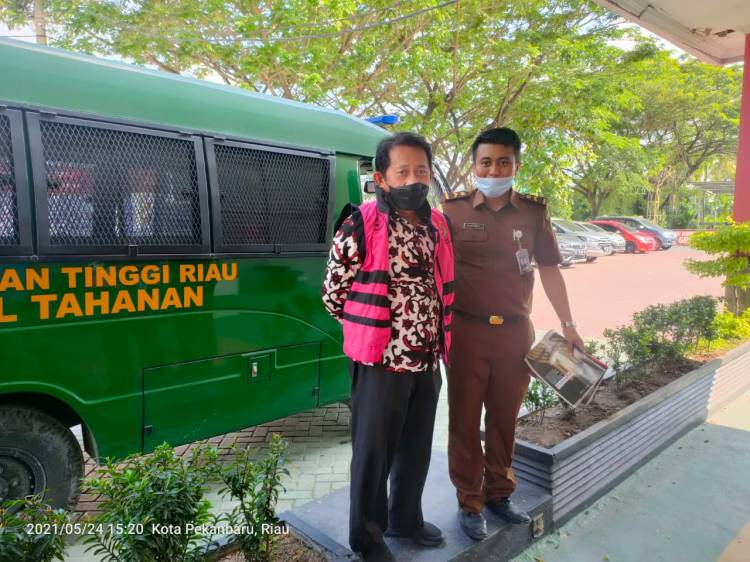 Hadiri Sidang Lanjutan, Yan Prana Diborgol dan Pakai Rompi Tahanan