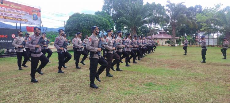 Pupuk Kekompakan, Batalyon C Pelopor Brimob Sumut Laksanakan PBB dan Senam Senjata