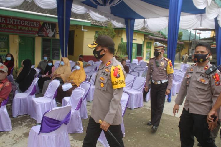 Sukseskan Vaksinasi Covid 19, Kapolres Sergai Tinjau Langsung Vaksinasi Massal Tahap II Kabupaten Sergai