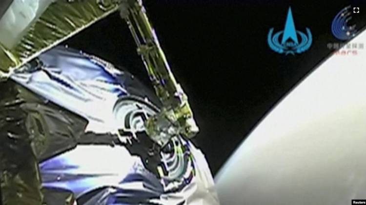 Berhasil, Pesawat Luar Angkasa Nirawak China Mendarat di Mars