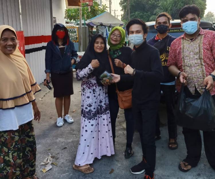 Warga Apresiasi Kegiatan Sosial Komunitas Teduhan Hati Rakyat