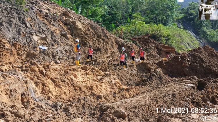 Tim Gabungan Fokus Cari Korban Longsor di Tapanuli Selatan, Kapoldasu : Maksimalkan Tim SAR