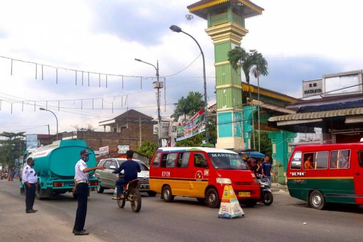 Hari Kedua, Belasan Angkutan Umum dan Mobil Pribadi Terjaring di Posko Penyekatan Mudik di Medan Tuntungan