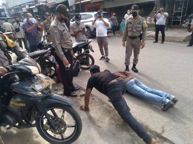 Pemko Medan Tinjau Penerapan PPKM Mikro di Pasar Belawan