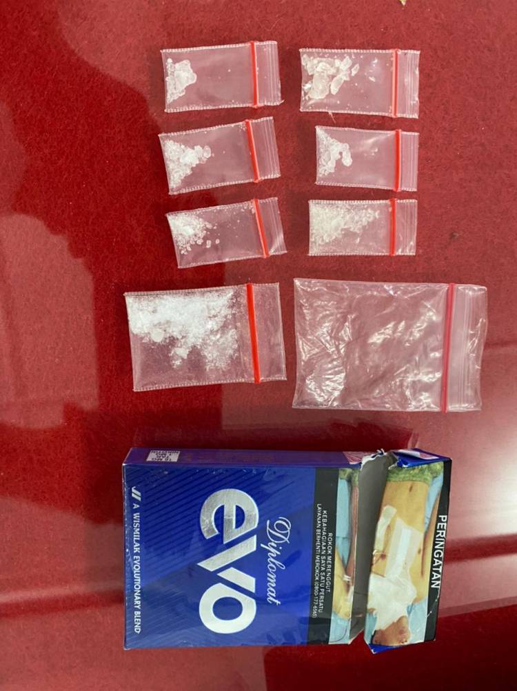 Simpan Shabu 1,76 Gram 2 Anak Kampung Durian Goll