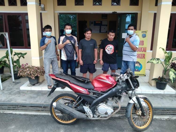 Gelapkan 1 Unit Septor Yamaha Vixion, Pelaku dan Penadah Dibekuk Polisi
