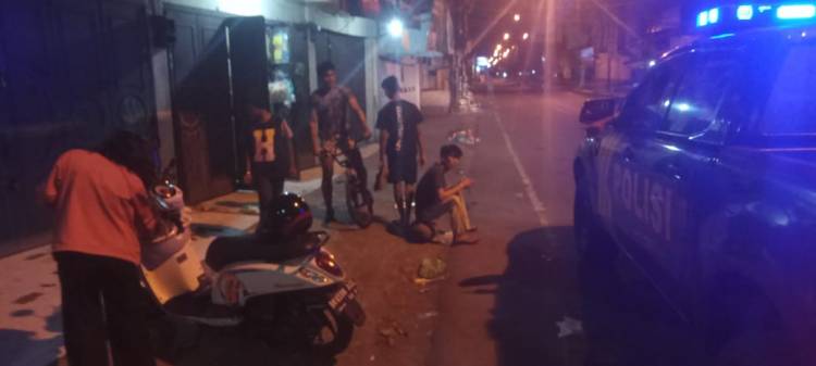 Petugas Polsek Medan Baru Tindak Lanjut Laporan Warga Adanya Balap Liar di Jalan Skip