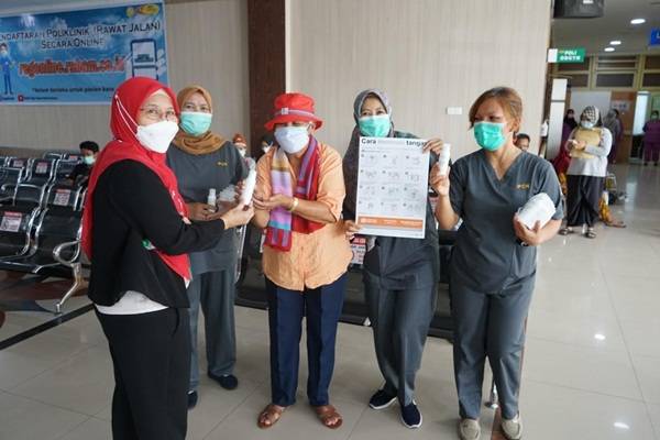 Komite PPI RSUP HAM Sosialisasikan Cuci Tangan Pada Pengunjung