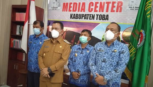 Penyebaran Corona Meningkat, Bupati Toba Warning Kades dan Warga Untuk Perketat Prokes