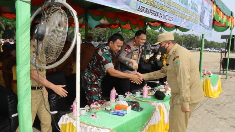 Dandim 0209/LB Hadiri Apel Gelar Pasukan PAM Pilkades Kabupaten Labura