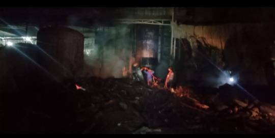 Pabrik Tepung Milik PT Florindo Terbakar Polisi Cek Dan Olah TKP