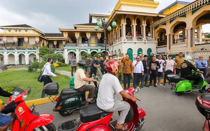 Lepas Peserta Vesva World Days 2022, Ijeck Minta Promosikan Wisata Sumut di Bali
