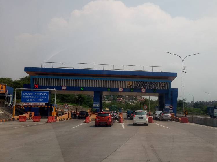 Bayar Tol Tak Perlu Uang Elektronik Hingga Terkoneksi ke Smartphone