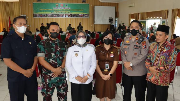 Kodim 0209/LB Launching Penyaluran Bantuan kepada Pedagang Kecil dan Warung