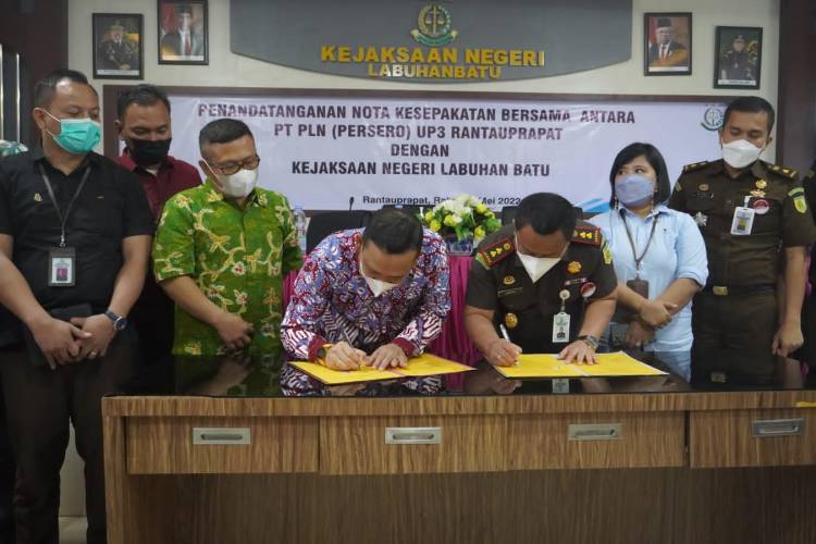 Wujudkan GCG PT PLN UP3 Rantau Prapat Tanda Tangan Nota Kesepahaman Dengan Kejaksaan Negeri Rantau Prapat