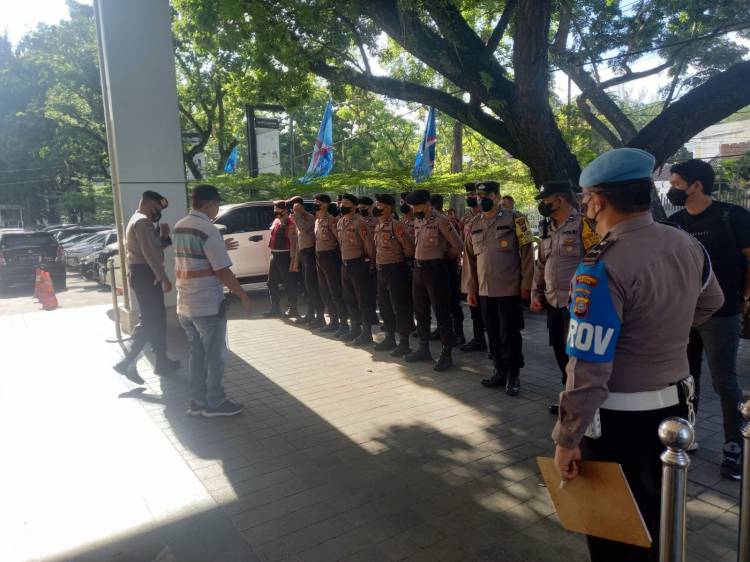 Polsek Medan Baru Lakukan Pengamanan Muscab Partai Demokrat Kabupaten/Kota se Sumut