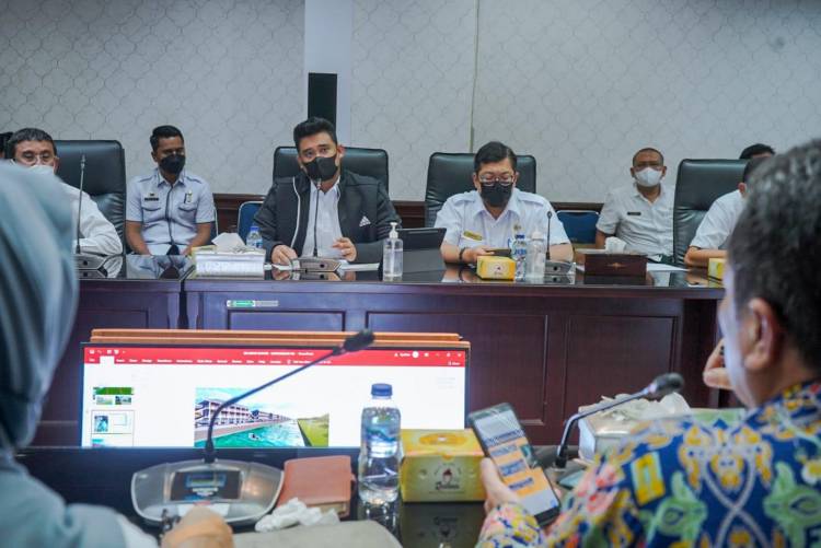 Wali Kota Mdan Dukung Pembangunan Rumah Panggung Atasi Banjir Rob Di Medan Utara