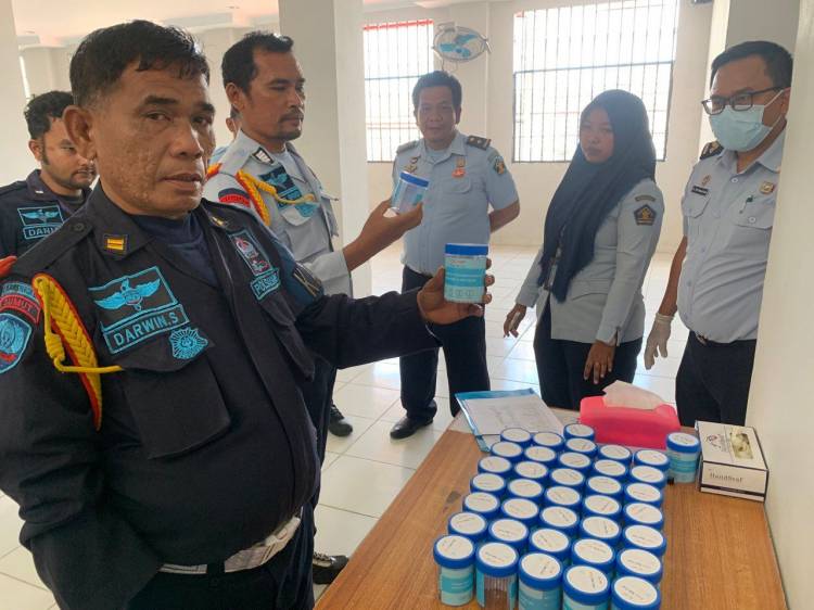 Lapas Pancur Batu Tes Urin 38 Pegawainya