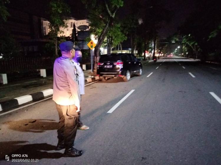 Antisipasi Gangguan Kamtibmas di Hari Raya Idul Fitri | Personel Polsek Medan Baru Patroli Malam