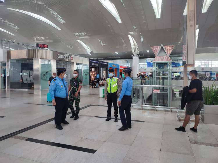 Pastikan Prokes, Personil Polsek Kawasan Bandara Kualanamu Rutin Lakukan Patroli
