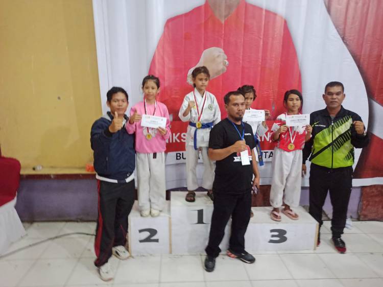 KKI Sibolga Raih 5 Medali Karate Piala Bupati Tapanuli Utara