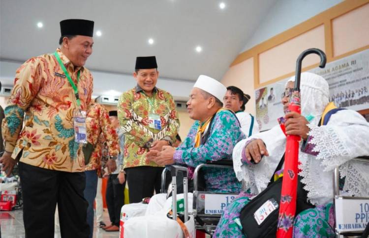 Kakanwil Kemenagsu : Pertahankan Pelayanan Terbaik di Embarkasi Medan
