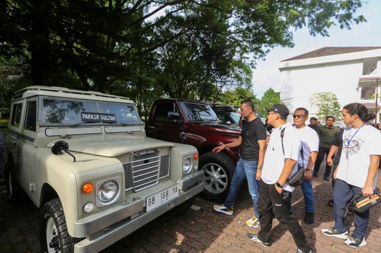 Musa Rajekshah Apresiasi  Club Otomotif Medan Semakin Ramai