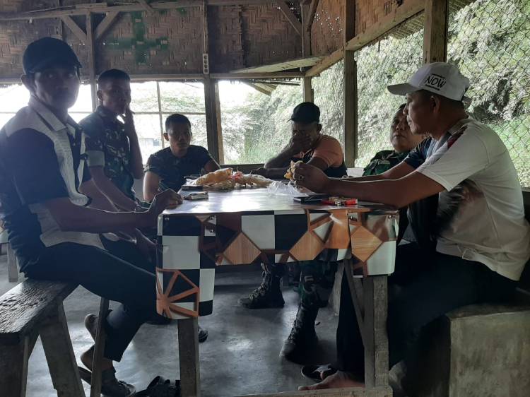 Jamu Warga Makan Siang, Cara Satgas TMMD 116 Kodim Deliserdang Eratkan Kemanunggalan TNI-Rakyat