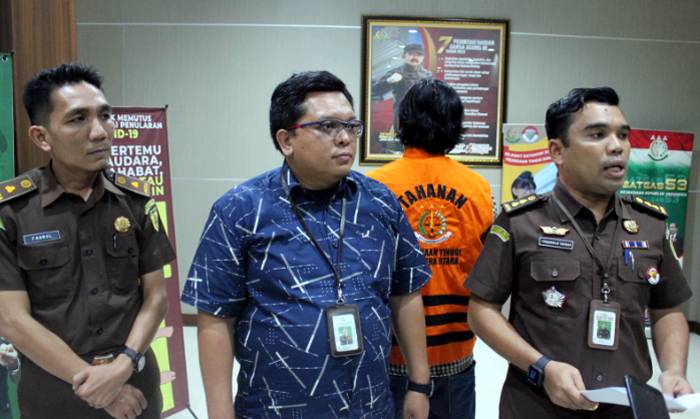 Dua Tahun DPO, Tim Tabur Kejati Sumut Amankan Herry Gomgom Terpidana Perkara KDRT