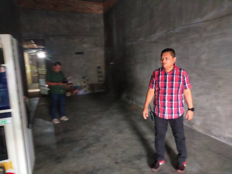 Warung Mak Lebo Dirazia