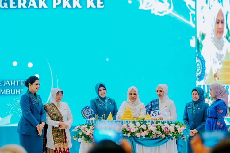 Di Puncak Peringatan HKG PKK, Ibu Negara Ingatkan Kader PKK Harus Miliki Etos Kerja Yang Tinggi